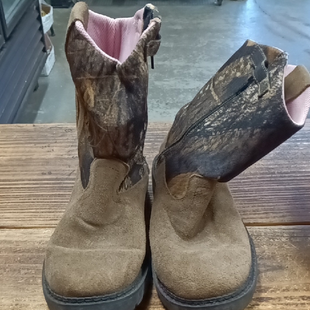 Kids Brown Suede & Camouflage Zip Boots - Comfortable Pink Lining